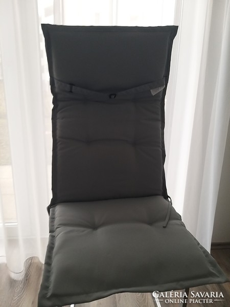 New 4 raised gray garden chair cushions