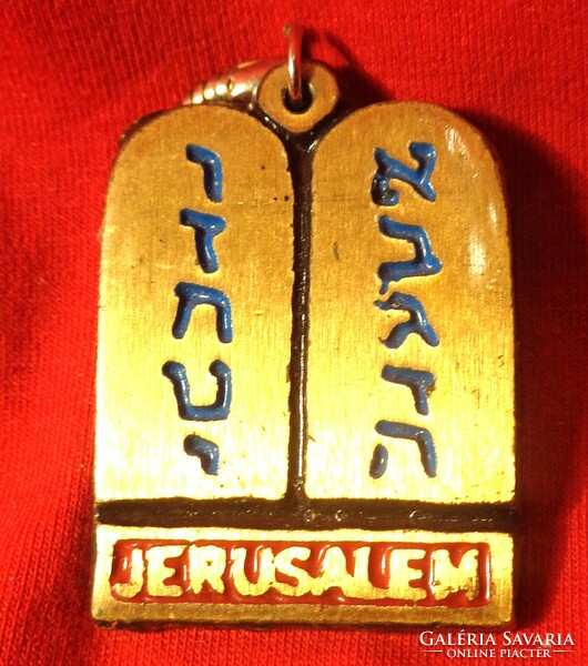 Karikás kulcstartó JERUZSALEM  / kb 3x4 cm  25 gramm  - réz/  Héber vésett felirattal.