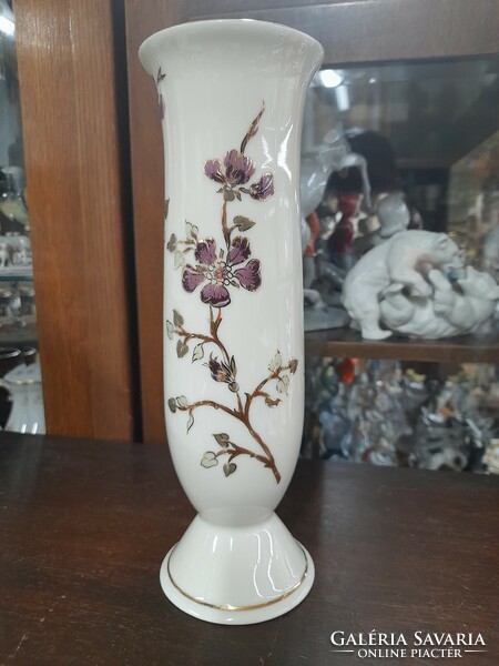Zsolnay's hand-painted, flower-gold patterned vase. 26.5 Cm. Signed.