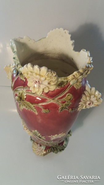 Szecessziós majolika váza, virág dekorral, nagy méretű, 33 cm