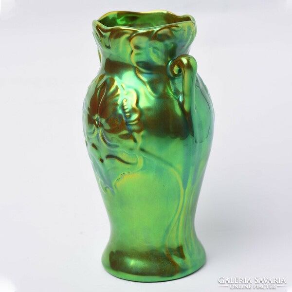 Zsolnay vase with eosin glaze