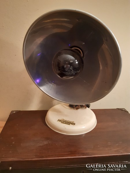 Some kind of old lamp