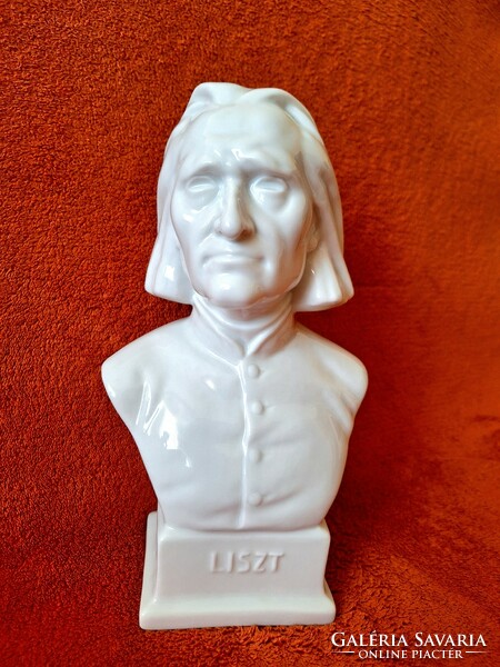 Herendi Liszt Ferenc büszt / mellszobor