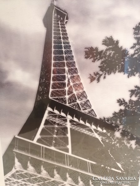 Paris Eiffel Tower photo copy on cardboard, in original packaging. 50X40 cm
