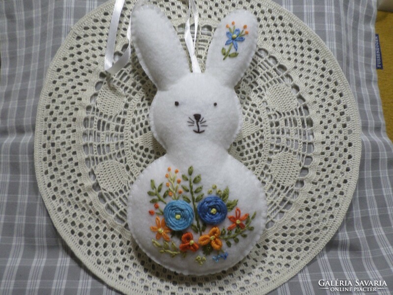 Embroidered bunny door, window, handle pendant. 22 Cm.