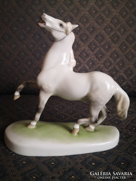 Herend porcelain, wonderful apple-shaped horse statue, painted