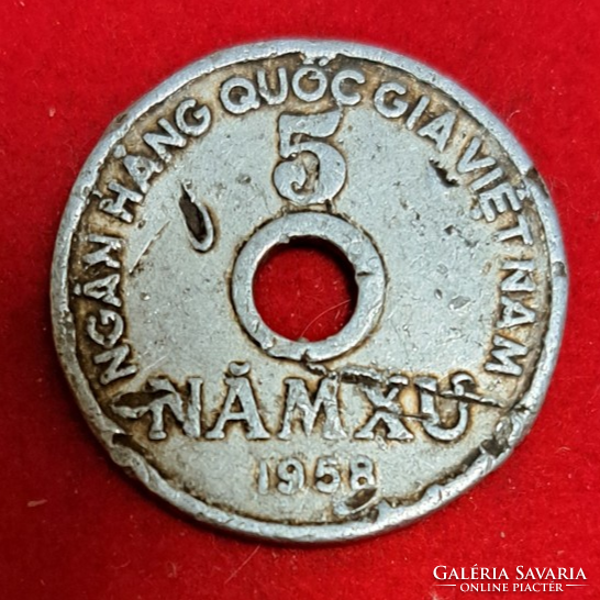 1958 Vietnam 5 dong (470)