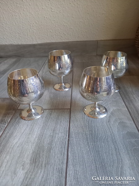 4 wonderful old silver-plated glasses (11.5x8.5 cm)
