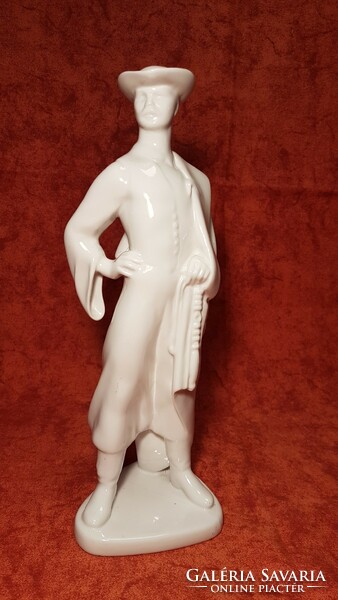 1 Ft-ról! Aquincumi ,,Juhász" fehér mázas porcelán, 28 cm magas, vitrin állapotban