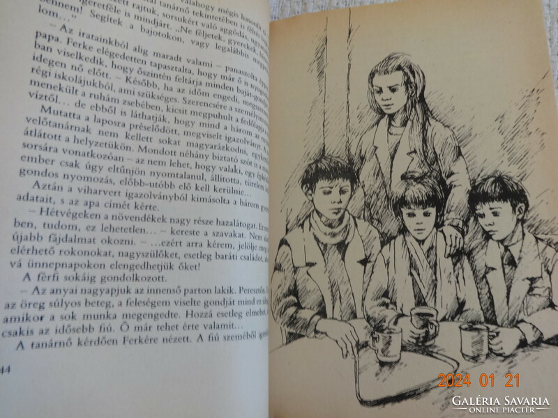 Három régi pöttyös könyv együtt: Madárfürdő + Hoztam három gyereket + Paulina