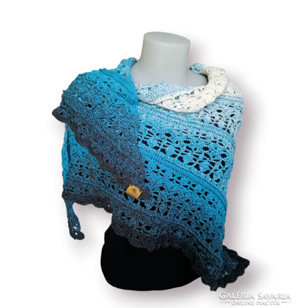 Crochet scarf - ice queen