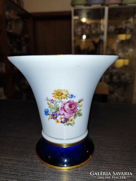 Royal dux vase