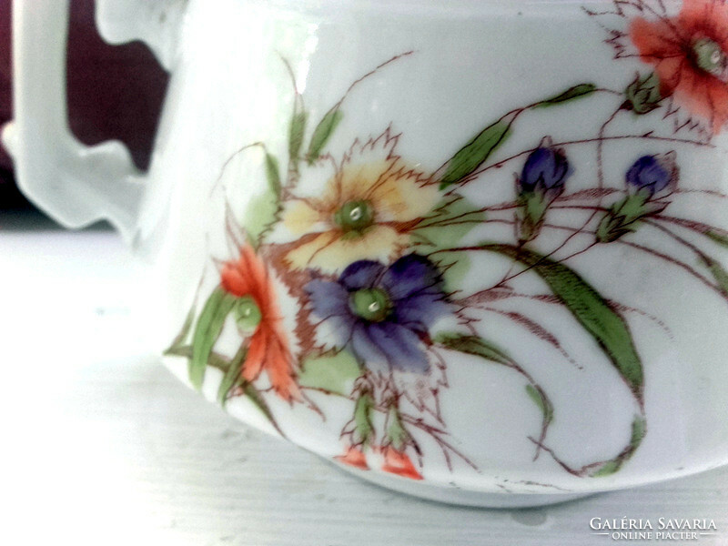 Peaceful, beautiful Art Nouveau sugar bowl - art&decoration