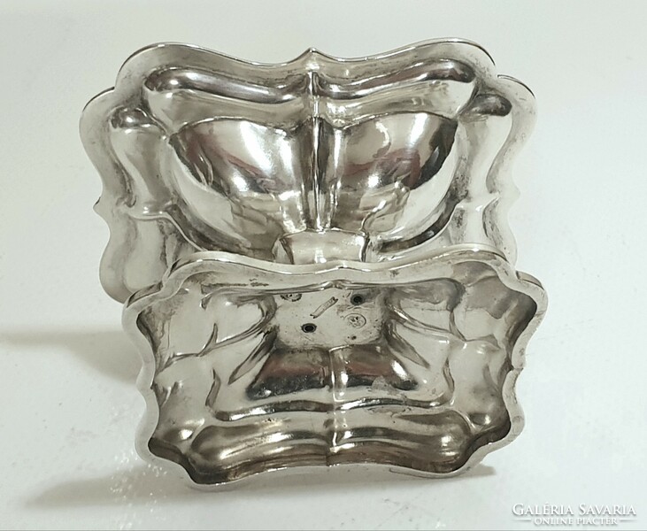 Antique silver neo-baroque spice holder