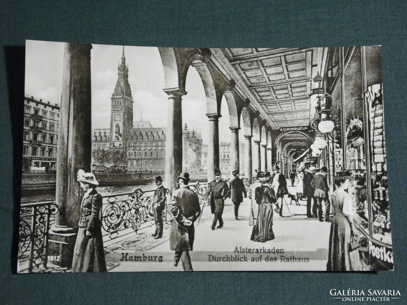 Postcard, Germany, Hamburg Alsterarkaden durchblick auf das rathaus, row of shops, town hall