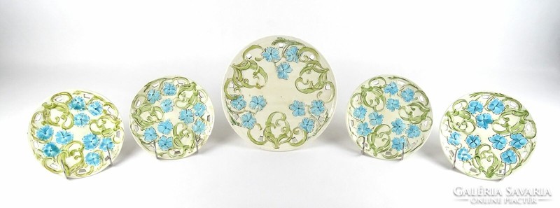 1M274 antique majolica cake set