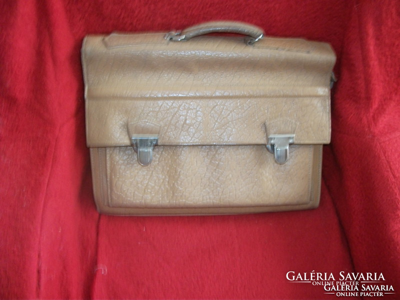 Antique light beige multi-drawer briefcase with clasp, in good condition
