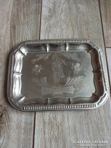 Old steel tray with Scottish bagpipes (20.5x15.5 cm)