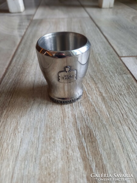 Solid silver-plated British monarch jubilee cup (5.5x4.5 cm)