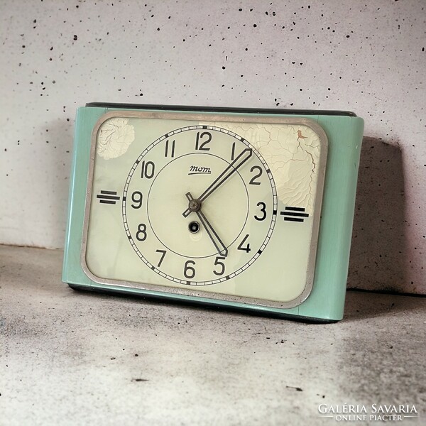Mom retro, vintage, loft design wall clock