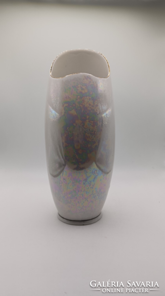 Ravenhouse vase with lyceum