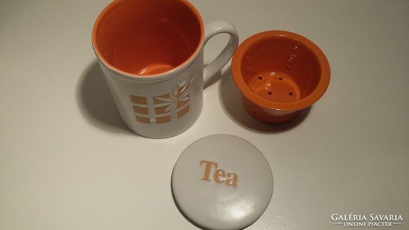 Teás bögre, csésze, szűrővel és tetővel, porcelán