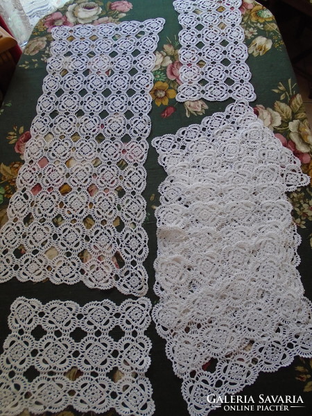 Beautiful new crocheted set of 12 for serving and decoration.