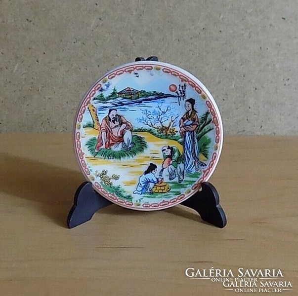 Japanese scene porcelain small decorative plate 5.5 cm (1 / p)