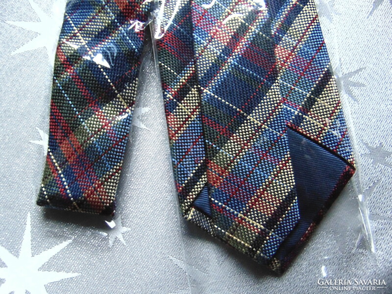 Olasz 100 % selyem nyakkendő / kockás