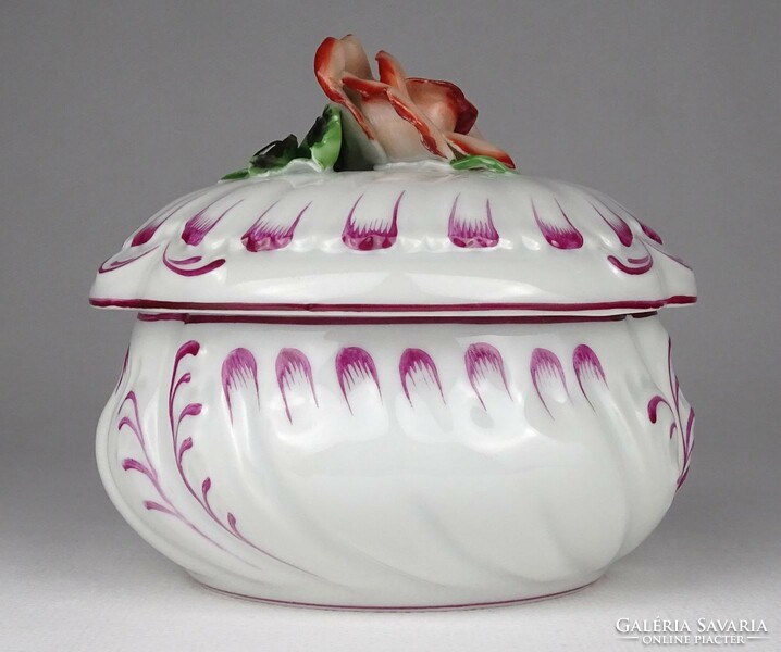 1Q335 old large Baroque Herend porcelain bonbonier with rose decoration 1943