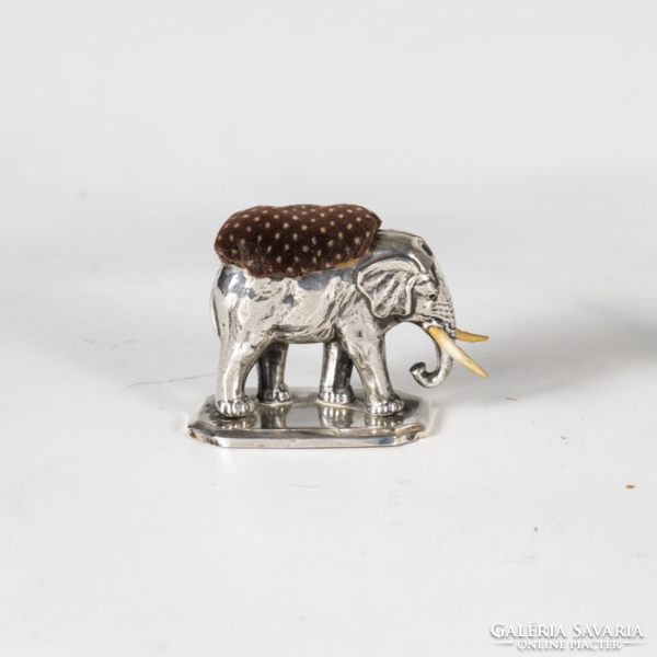 Silver elephant-shaped pin holder