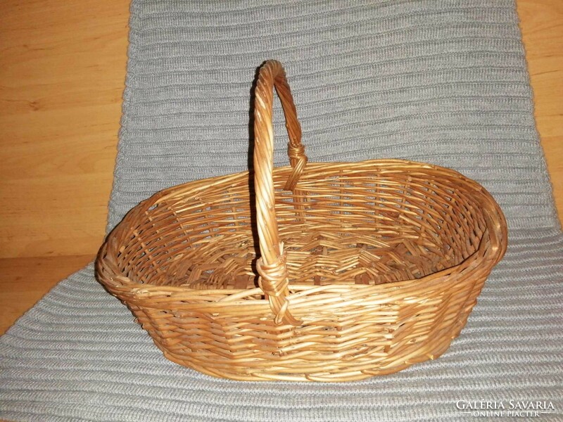 Wicker basket 24*35 cm