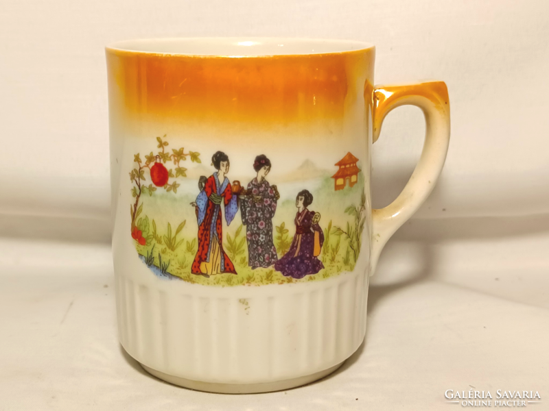 Zsolnay geisha mug