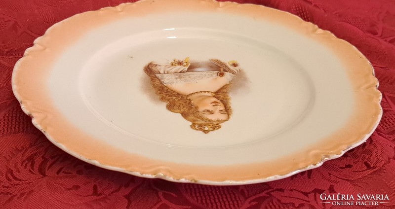Antik porcelán tányér, királynős dísztányér (L4457)