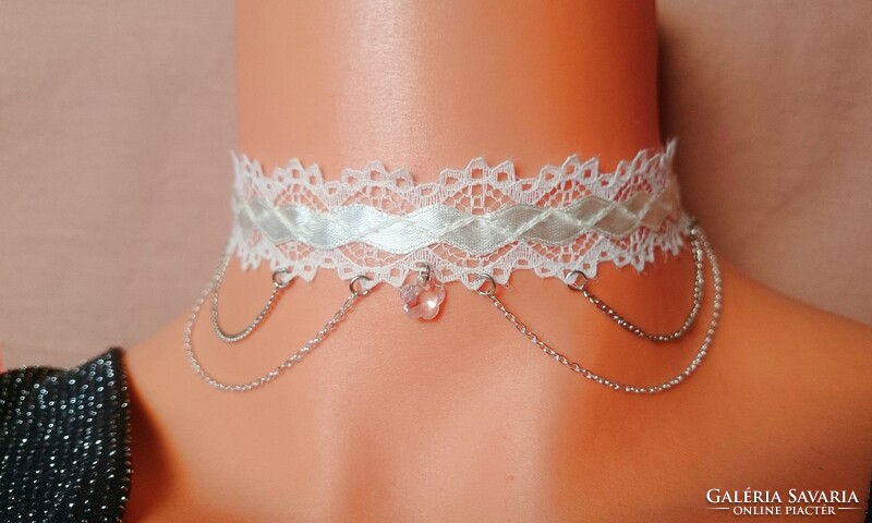 White lace neck blue chain necklace