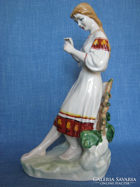 Polonne porcelain girl looking at flowers large size 30 cm