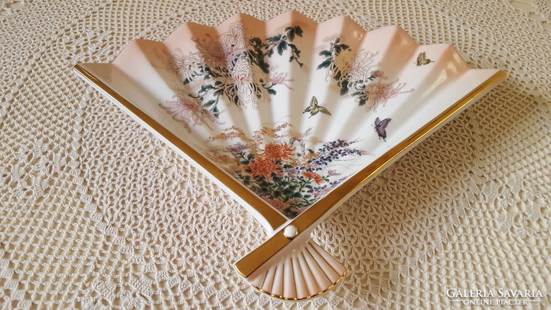 Csodaszép legyező alakú,japán porcelán kínáló