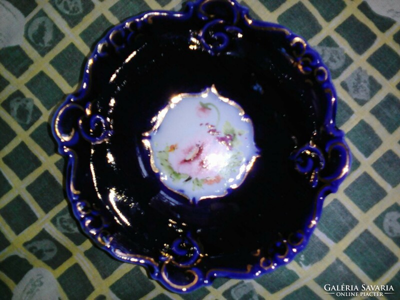 Flawless Romanian porcelain compote bowl