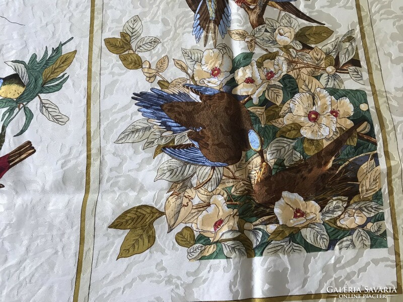 Olasz selyemkendő énekes madár mintákkal, 85 x 85 cm