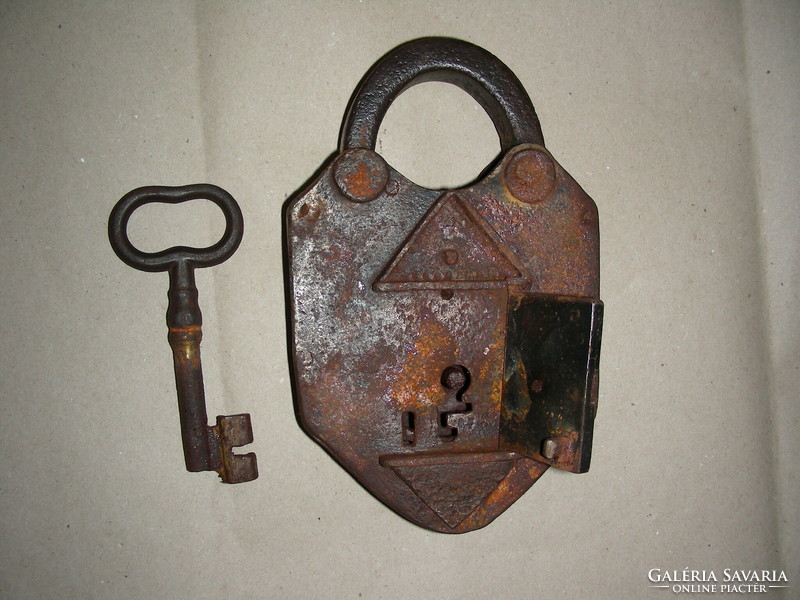 Antique trick lock