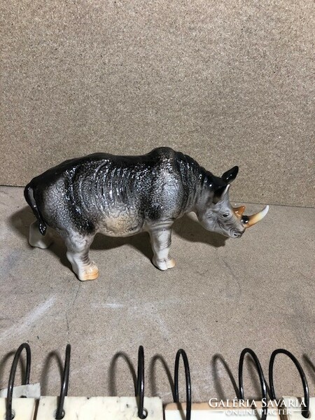 Large porcelain rhinoceros statue from Cluj-Napoca, 33 cm. 2101