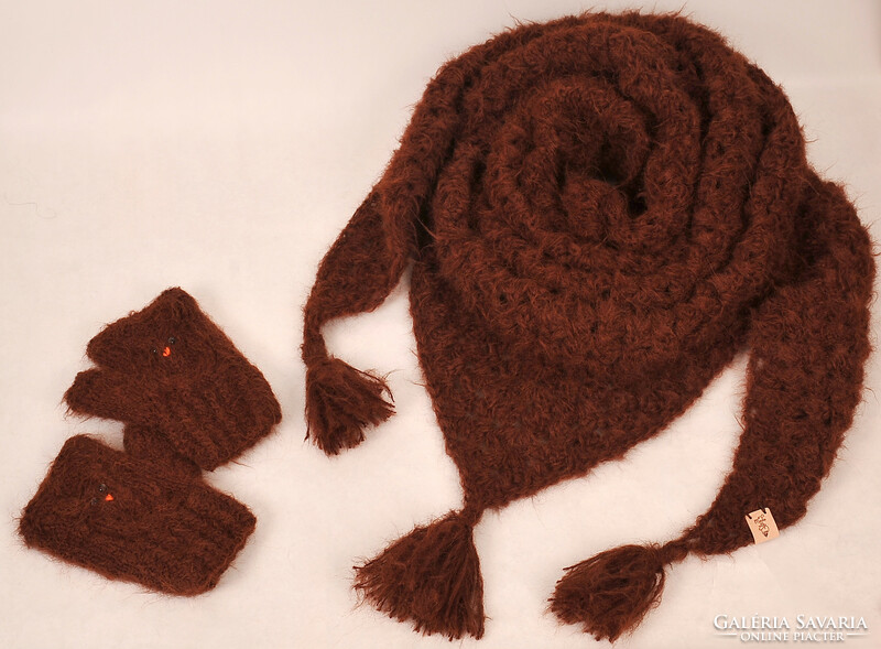 Brown scarf