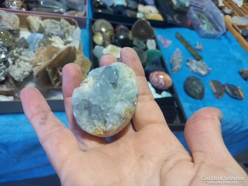 Csodaszep pale blue 7cm celestine/ celestine geode from mineral collection!!
