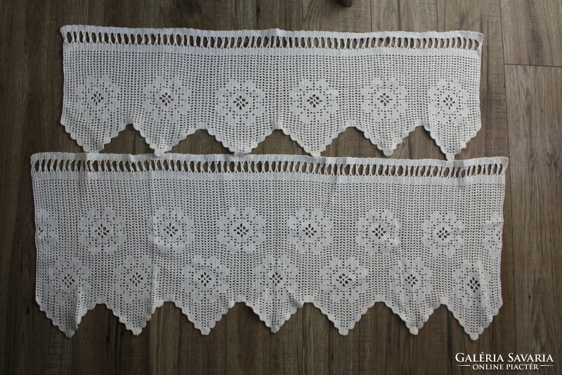 2 wonderful crocheted curtains - in good condition