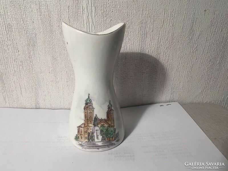 Aquincum porcelain vase: Debrecen