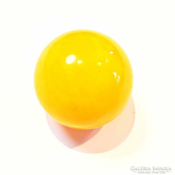 Amber ball large yellow opaque 10.5g