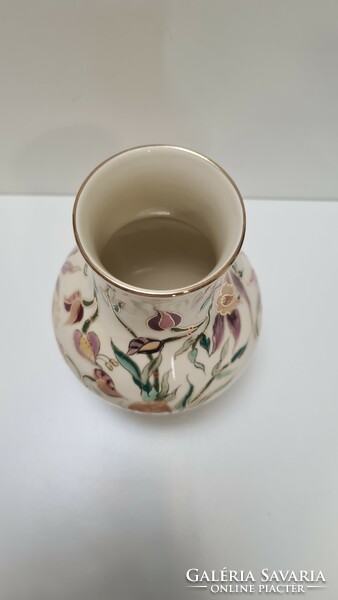 Zsolnay vase with orchid / lily pattern