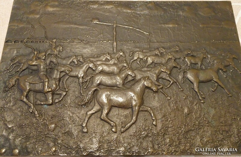 László Kutas (1936- 2023) flawless bronze wall picture.
