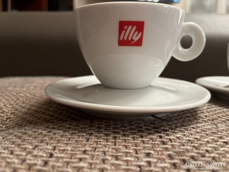 Illy coffee sets in two sizes, designed by matteo thun, cappuccino and espresso, with bottom, perfect