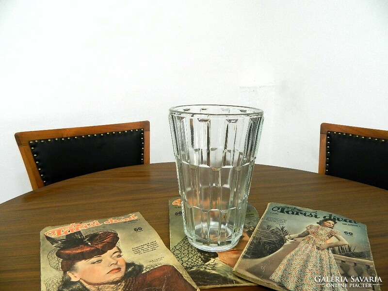 Eredeti art deco / bauhaus letisztult formavilágú üveg váza